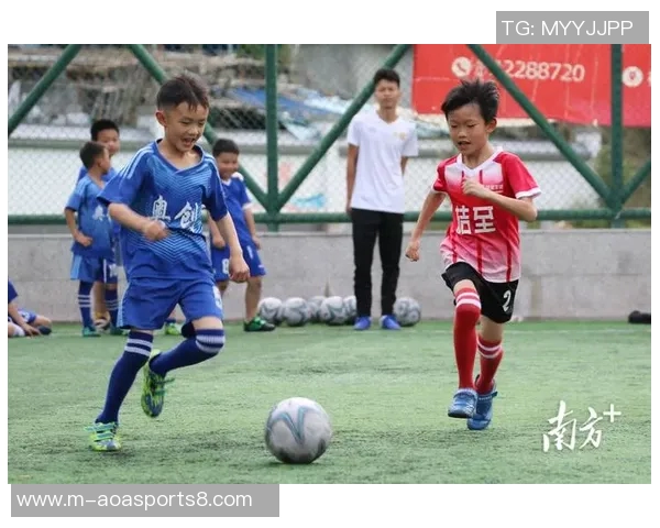 绿茵场上逐梦行球韵诗情共此生